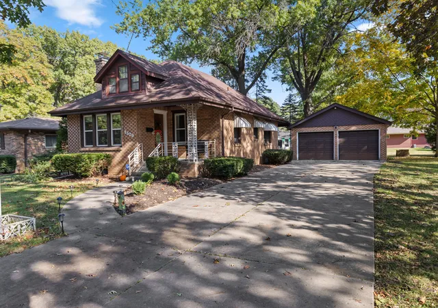 Single family home for sale at 1529 Chelsea Ave, Rockford, IL 61107 | MLS# 12791687