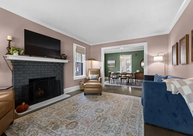 Photo 4 of Single family home for sale at 1529 Chelsea Ave, Rockford, IL 61107 | MLS# 12791687 | Listing updated on 2026-10-23