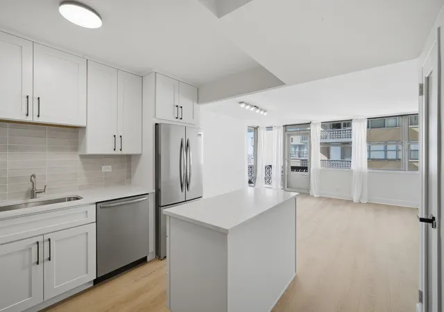 Photo 3 of Condo for sale at 6301 N Sheridan Rd #21P, Chicago, IL 60660 | MLS# 12791688 | Listing updated on 2026-10-30