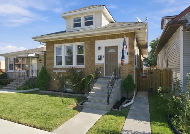 Photo 3 of Single family home for sale at 3855 N New England Ave, Chicago, IL 60634 | MLS# 12791691 | Listing updated on 2026-10-23
