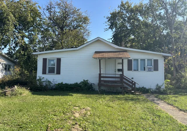 Single family home for sale at 15315 Lincoln Ave, Harvey, IL 60426 | MLS# 12791700