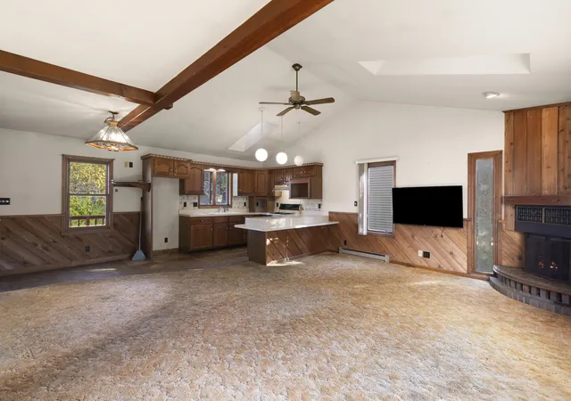 Photo 2 of Single family home for sale at 627 W 1st Street, Sandwich, IL 60548 | MLS# 12791724 | Listing updated on 2026-10-23