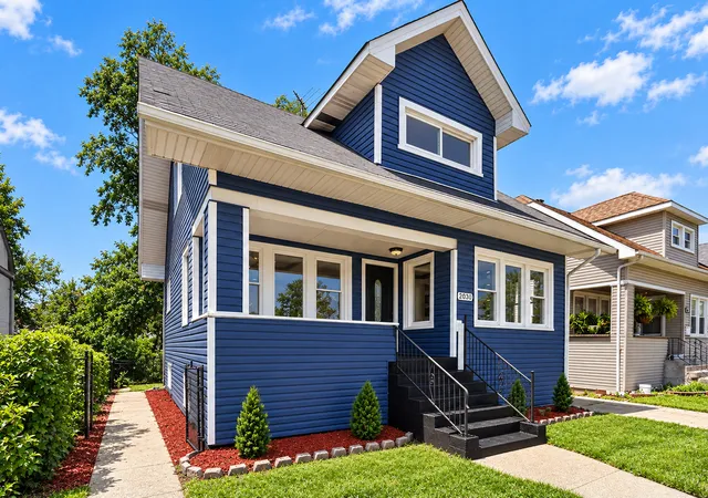 Photo 3 of Single family home for sale at 2030 S 4th Avenue, Maywood, IL 60153 | MLS# 12791729 | Listing updated on 2026-10-22