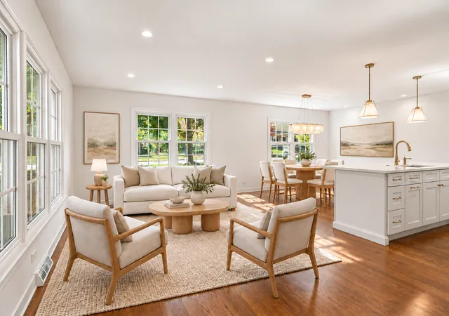 Photo 1 of Single family home for sale at 640 Prairie Ave, Barrington, IL 60010 | MLS# 12791731 | Listing updated on 2026-10-23