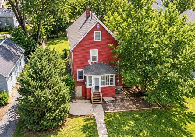 Photo 2 of Single family home for sale at 2520 Gideon Ave, Zion, IL 60099 | MLS# 12791733 | Listing updated on 2026-10-22