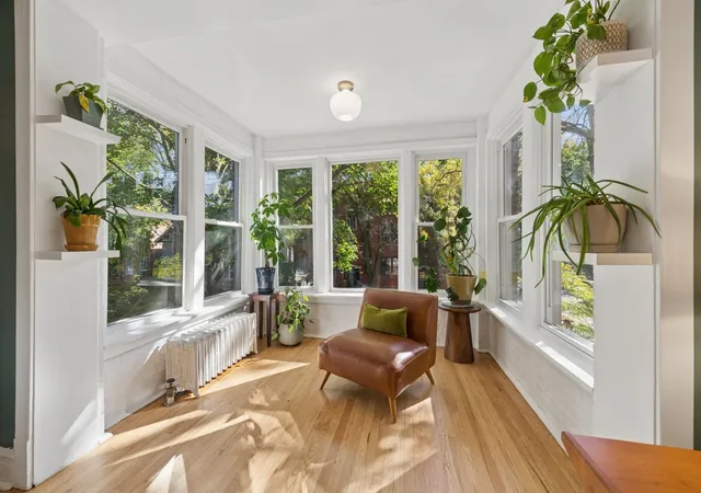 Listing Photo 4 - Condo for sale in building located at 4702 N Campbell Ave, Chicago, IL 60625 - Unit #2
