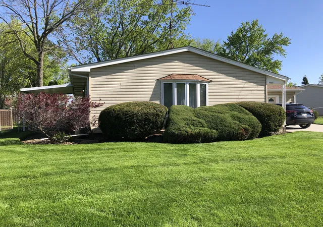 Photo 1 of Single family home for sale at 36531 N Douglas Ter, Gurnee, IL 60031 | MLS# 12791735 | Listing updated on 2026-10-29