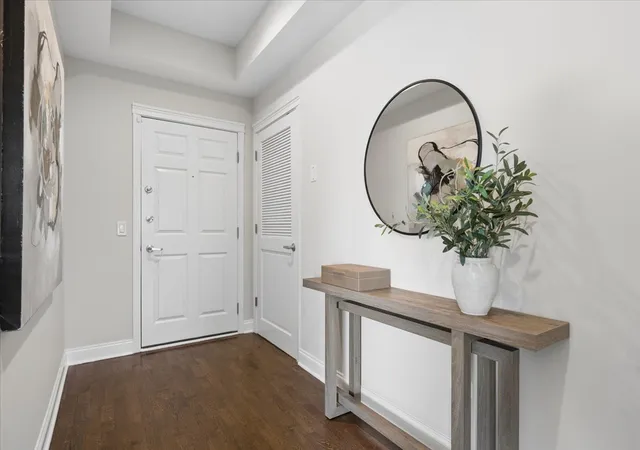 Listing Photo 1 - Condo for sale in building located at 2320 W St Paul Ave, Chicago, IL 60647 - Unit #603
