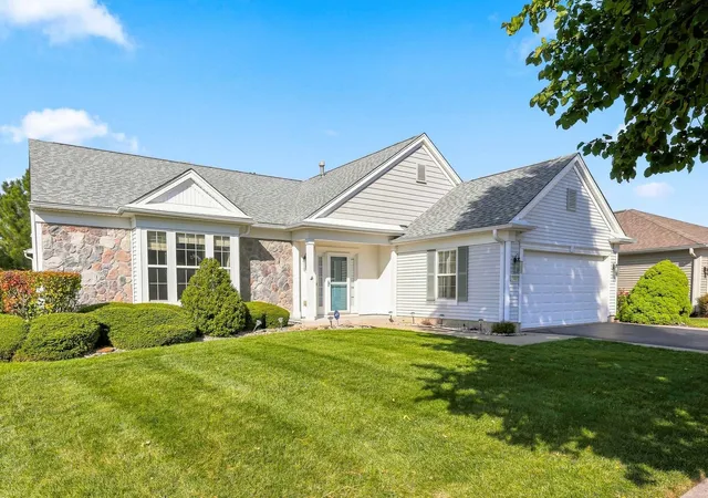Photo 1 of Single family home for sale at 13480 Crestview Dr, Huntley, IL 60142 | MLS# 12791754 | Listing updated on 2026-10-26
