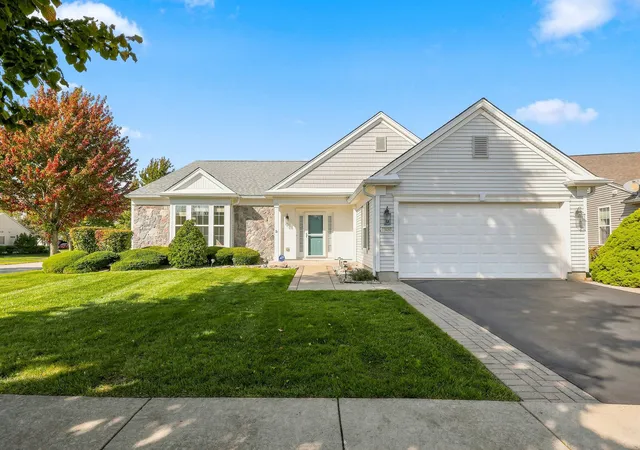Photo 1 of Single family home for sale at 13480 Crestview Dr, Huntley, IL 60142 | MLS# 12791754 | Listing updated on 2026-10-26