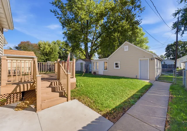 Photo 3 of Single family home for sale at 1841 31st Street, Rock Island, IL 61201 | MLS# 12791769 | Listing updated on 2026-10-28