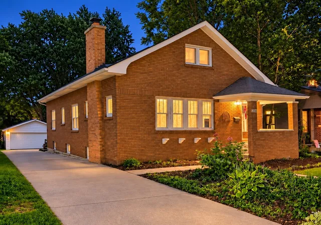 Photo 1 of Single family home for sale at 20 S Julian St, Naperville, IL 60540 | MLS# 12791779 | Listing updated on 2026-10-22