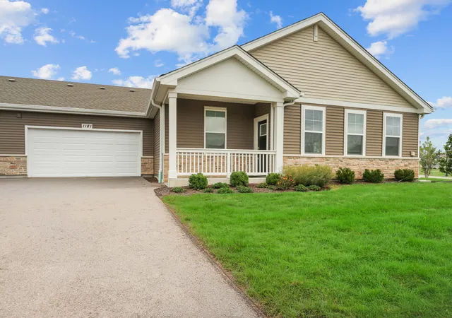 Townhouse for sale at 1181 Sonoma Ct, Pingree Grove, IL 60140 | MLS# 12791784