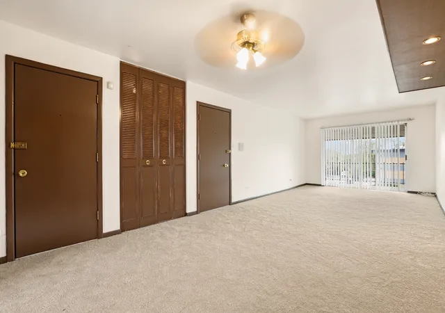 Listing Photo 4 - Condo for sale in building located at 15335 Martin Luther King Jr Dr, Dolton, IL 60419 - Unit #21
