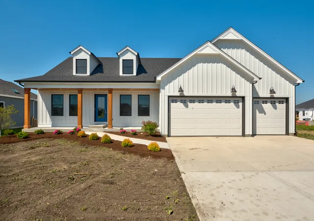 Photo 3 of Single family home for sale at 777 Dartmouth Ln, Oswego, IL 60543 | MLS# 12791815 | Listing updated on 2026-10-22