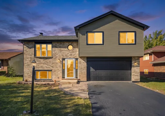 Single family home for sale at 22042 Scott Dr, Richton Park, IL 60471 | MLS# 12791816