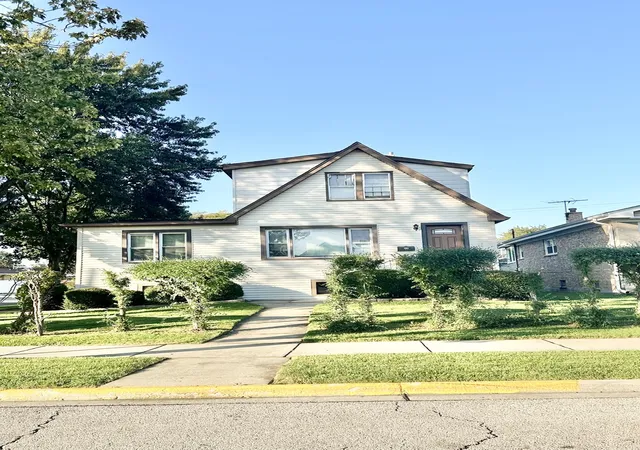 Single family home for sale at 7458 W Winona St, Harwood Heights, IL 60706 | MLS# 12791831