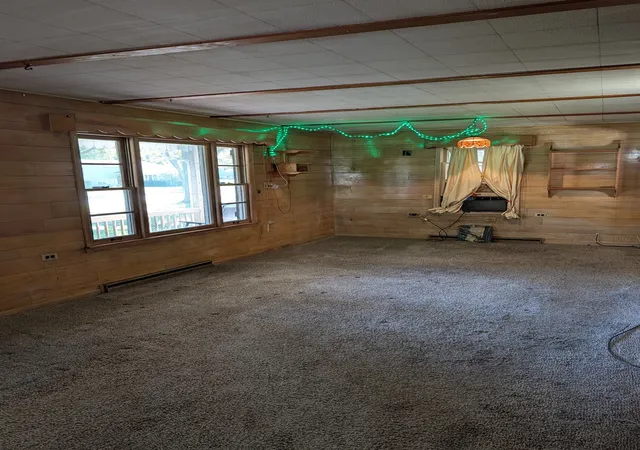 Photo 3 of Single family home for sale at 18728 Harding Ave, Flossmoor, IL 60422 | MLS# 12791832 | Listing updated on 2026-10-23
