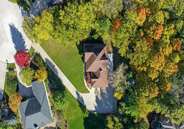 Photo 2 of Single family home for sale at 97 Crooked Crk Dr, Yorkville, IL 60560 | MLS# 12791836 | Listing updated on 2026-10-24