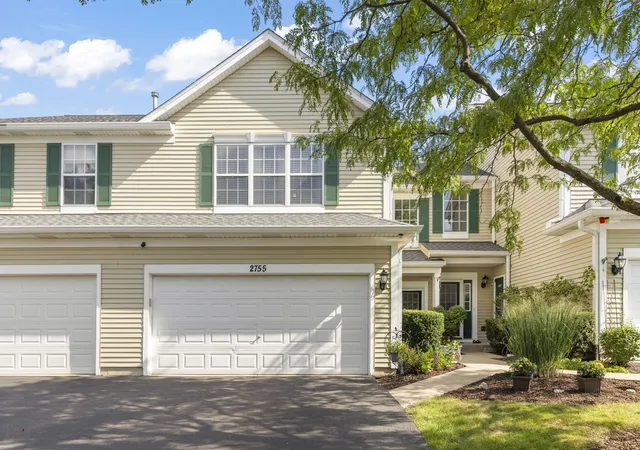 Photo 2 of Townhouse for sale at 2755 Mcclennan Ct, Naperville, IL 60563 | MLS# 12791866 | Listing updated on 2026-10-22