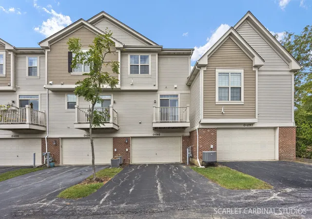 Photo 2 of Townhouse for sale at N095 Preserve Ct, Winfield, IL 60190 | MLS# 12791884 | Listing updated on 2026-10-22