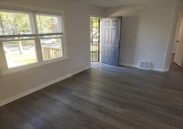Photo 3 of Single family home for sale at 2300 Horeb Ave, Zion, IL 60099 | MLS# 12791897 | Listing updated on 2026-10-29