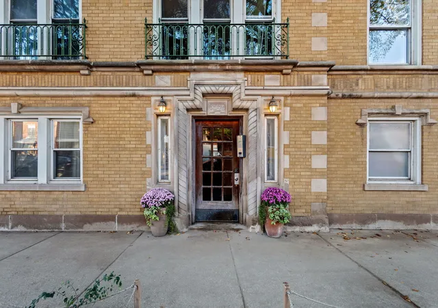 Photo 1 of Multi family home for sale at 5136 N Ashland Ave #1, Chicago, IL 60640 | MLS# 12791902 | Listing updated on 2026-10-28