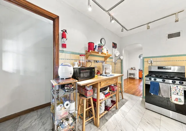 Photo 4 of Single family home for sale at 2919 W Jerome St, Chicago, IL 60645 | MLS# 12791910 | Listing updated on 2026-10-29