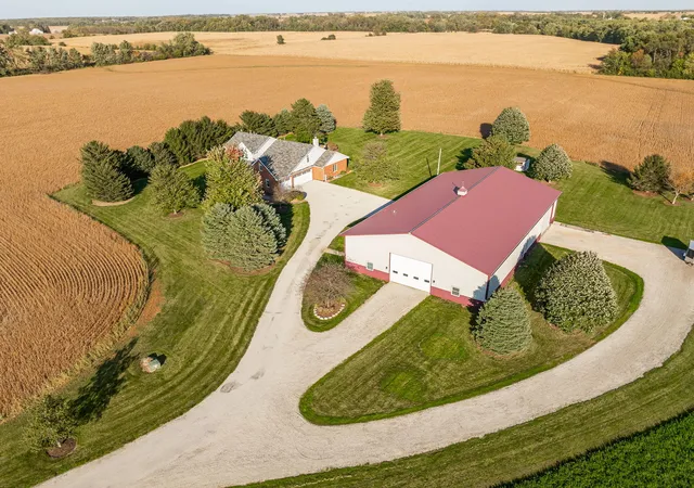 Photo 2 of Single family home for sale at 30849 S Walsh Rd, Manhattan, IL 60442 | MLS# 12791917 | Listing updated on 2026-10-22