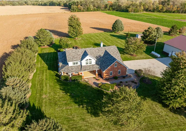 Photo 3 of Single family home for sale at 30849 S Walsh Rd, Manhattan, IL 60442 | MLS# 12791917 | Listing updated on 2026-10-22