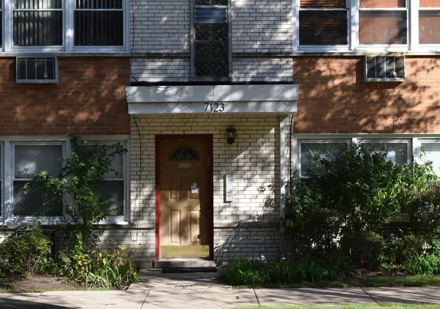 Photo 2 of Condo for sale at 7123 N Damen Ave #5E, Chicago, IL 60645 | MLS# 12791924 | Listing updated on 2026-10-29