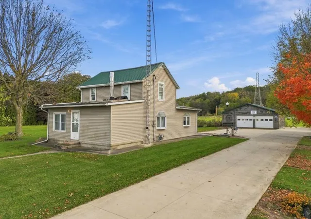 Single family home for sale at 895 Stony Point, Dixon, IL 61021 | MLS# 12791953