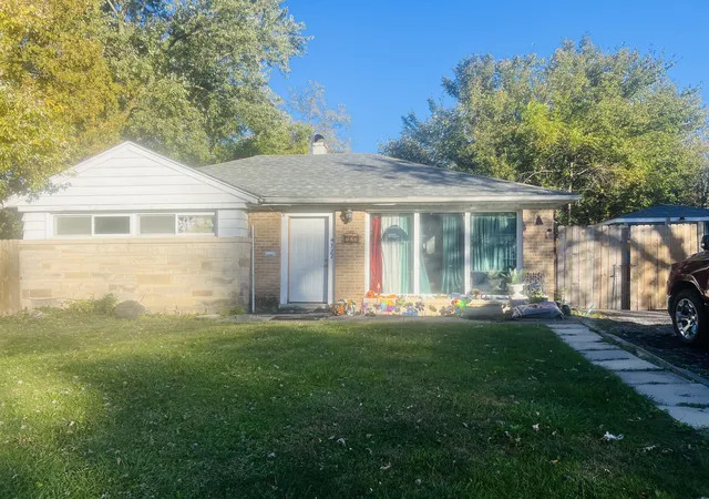 Photo 1 of Single family home for sale at 327 Nokomis St, Park Forest, IL 60466 | MLS# 12791968 | Listing updated on 2026-10-28
