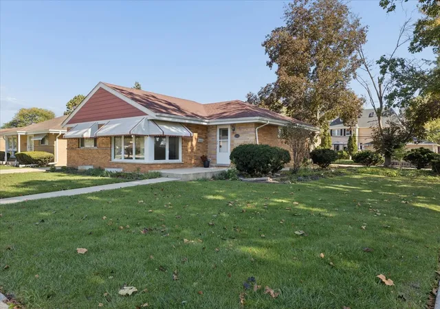 Photo 2 of Single family home for sale at 2341 Mayfair Ave, Westchester, IL 60154 | MLS# 12791980 | Listing updated on 2026-10-28