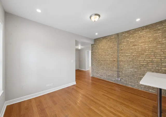 Photo 4 of Condo for sale at 1641 W Lunt Ave #3N, Chicago, IL 60626 | MLS# 12791982 | Listing updated on 2026-10-26