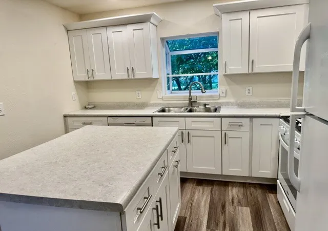 Photo 4 of Single family home for sale at 601 15th Street, Mendota, IL 61342 | MLS# 12791987 | Listing updated on 2026-10-22