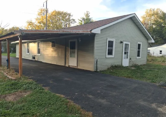 Photo 1 of Single family home for sale at 610 Garver Ave, Rockford, IL 61102 | MLS# 12792010 | Listing updated on 2026-10-27