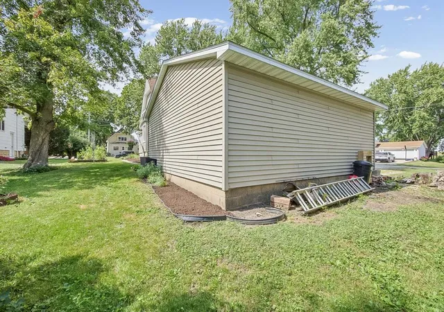 Photo 4 of Single family home for sale at 416 N Spencer St, Odell, IL 60460 | MLS# 12792012 | Listing updated on 2026-10-22