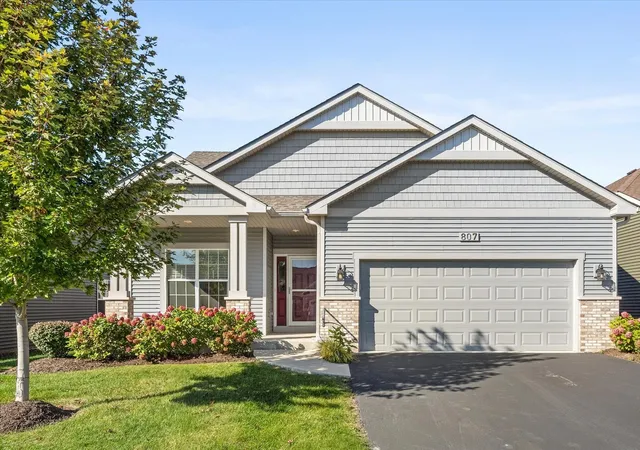 Single family home for sale at 807 Alexandra Ln, Yorkville, IL 60560 | MLS# 12792019