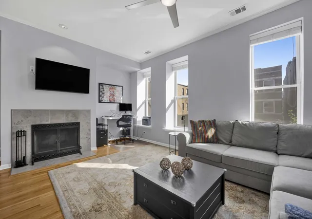 Photo 3 of Condo for sale at 1114 N Paulina St #2, Chicago, IL 60622 | MLS# 12792022 | Listing updated on 2026-10-22
