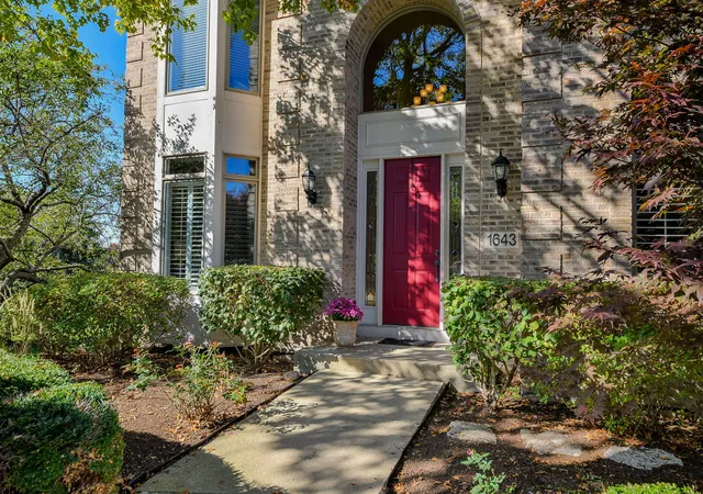 Photo 2 of Single family home for sale at 1643 Keim Cir, Geneva, IL 60134 | MLS# 12792055 | Listing updated on 2026-10-23