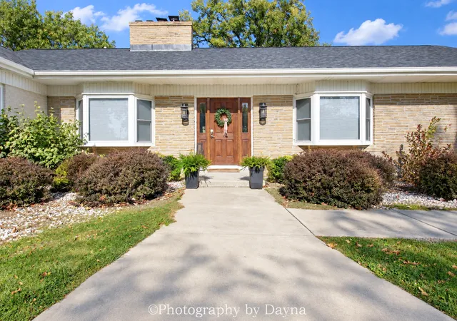 Photo 2 of Single family home for sale at 505 Woodlea Rd, Kankakee, IL 60901 | MLS# 12792056 | Listing updated on 2026-10-29