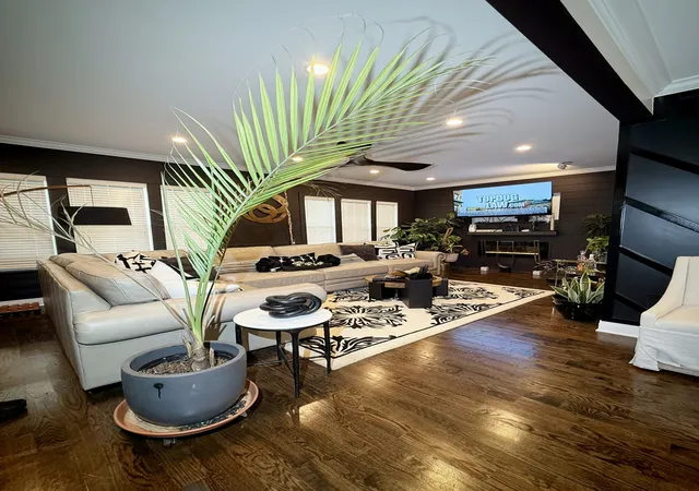 Photo 3 of Single family home for sale at 8607 S Maryland Ave, Chicago, IL 60619 | MLS# 12792069 | Listing updated on 2026-10-22