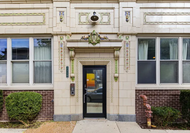 Photo 2 of Condo for sale at 1110 W Leland Ave #1B, Chicago, IL 60640 | MLS# 12792081 | Listing updated on 2026-10-29