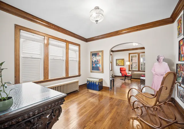 Photo 4 of Single family home for sale at 283 N Michigan Ave, Elmhurst, IL 60126 | MLS# 12792105 | Listing updated on 2026-10-22
