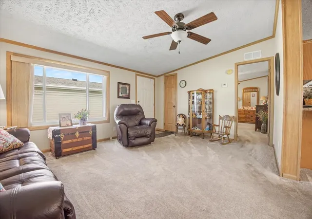Photo 2 of Manufactured home for sale at 405 Autumn Oaks Rd, Chenoa, IL 61726 | MLS# 12792114 | Listing updated on 2026-10-28