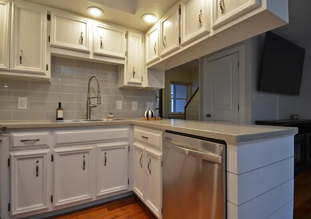 Photo 2 of House for sale at 853 W Mckinley Rd, Ottawa, IL 61350 | MLS# 12792127 | Listing updated on 2026-10-27