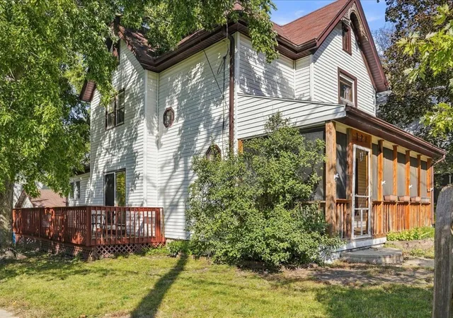 Photo 1 of Single family home for sale at 321 W 6th Street, Dixon, IL 61021 | MLS# 12792137 | Listing updated on 2026-10-29