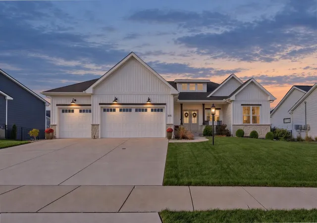 Single family home for sale at 1415 Golden Rod Dr, Mahomet, IL 61853 | MLS# 12792153