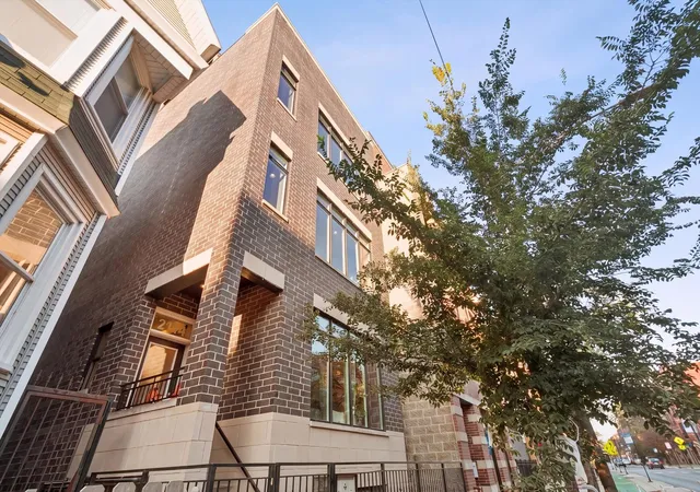 Photo 1 of Condo for sale at 2114 W Belmont Ave #2, Chicago, IL 60618 | MLS# 12792164 | Listing updated on 2026-10-23
